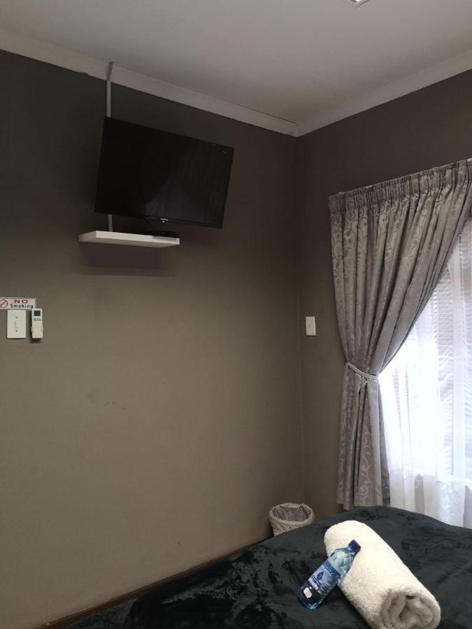 Gluckman Drive Guesthouse 韦尔科姆 外观 照片