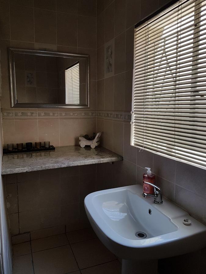 Gluckman Drive Guesthouse 韦尔科姆 外观 照片
